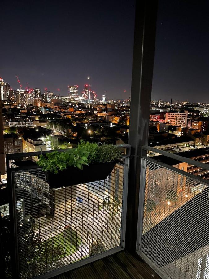 Whitechapel Two Bedroom Luxury Apartment - Free Private Parking - City Views Londen Buitenkant foto